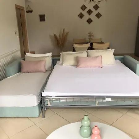 Nostalgia فيلة